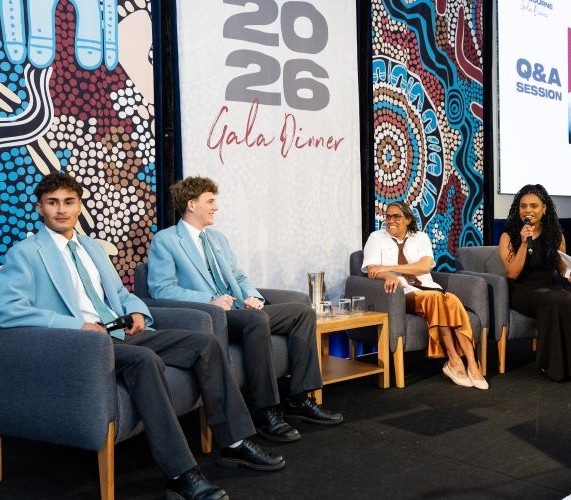 Cathy freeman in conversation with yalari students   yalari   yalari